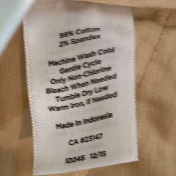 Talbots “the perfect skimmer” white cropped cotton pant button tab on cuff sz 10 - Picture 9 of 9